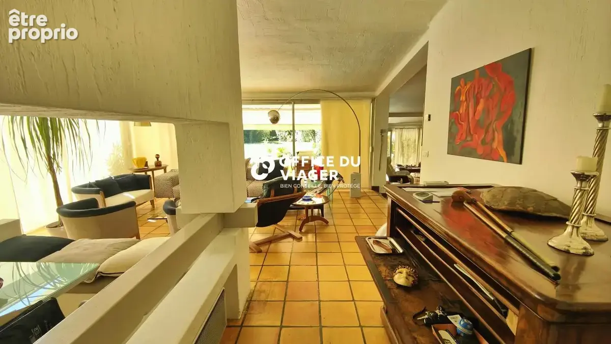 Maison - 6 pièces - 180 m² - photo 9