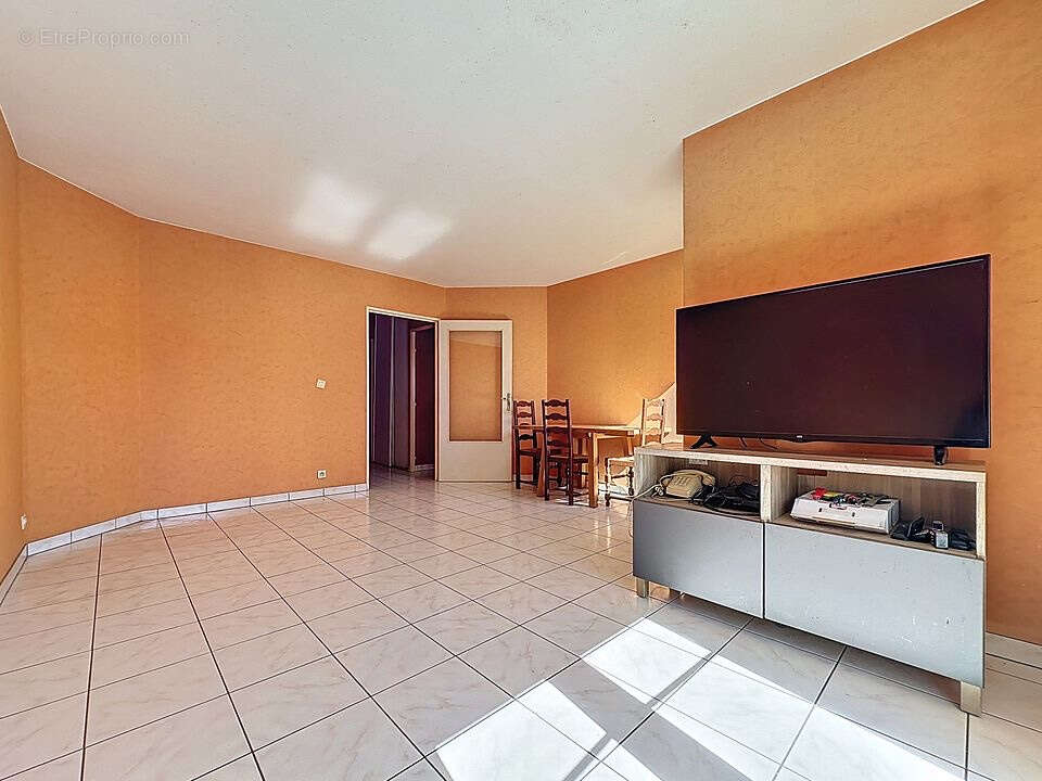 Appartement à VILLIERS-SUR-MARNE