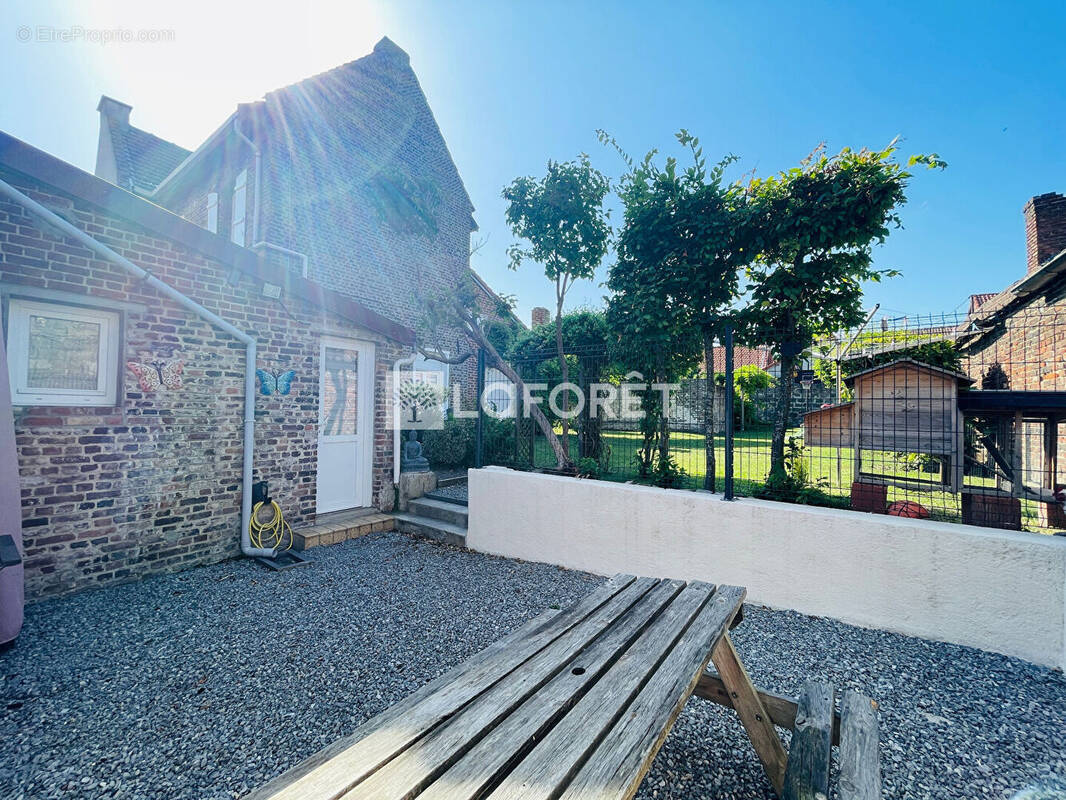 Maison à ECOURT-SAINT-QUENTIN