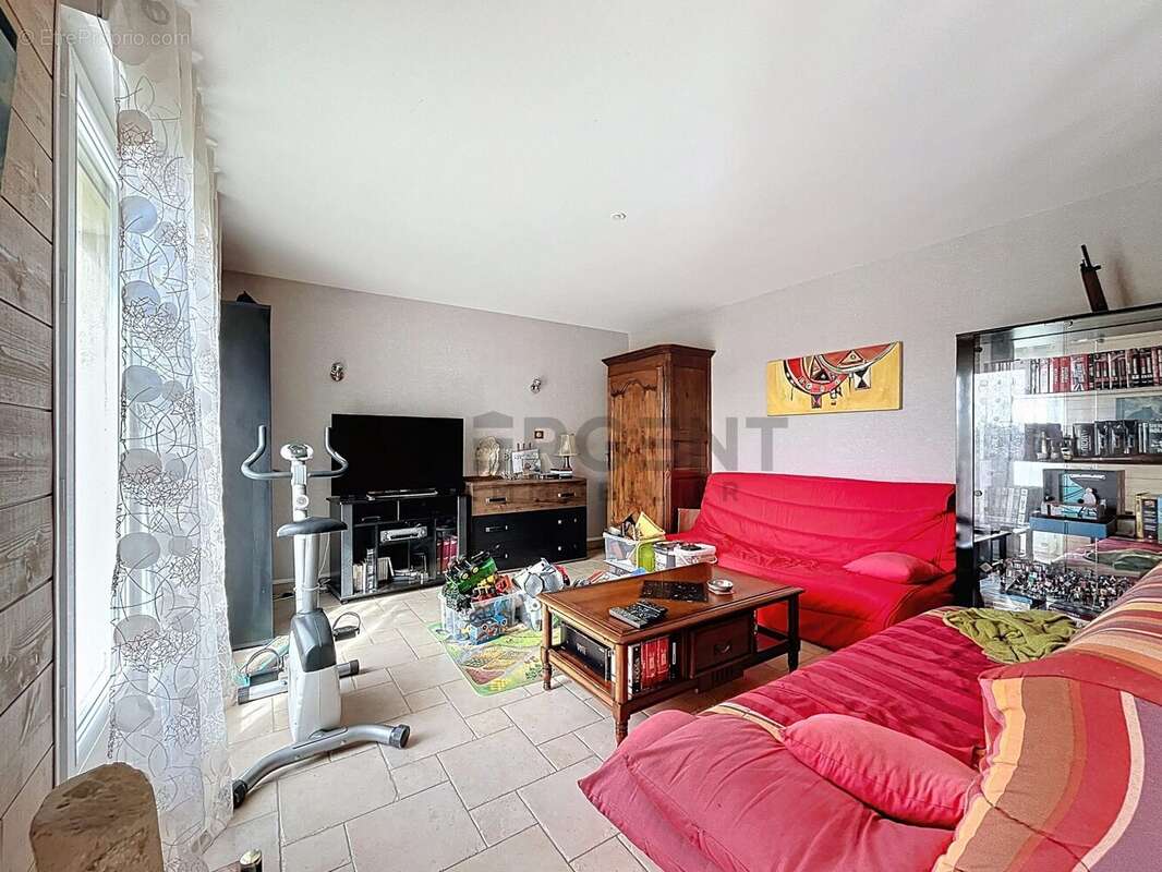 Maison à CONDE-LES-HERPY