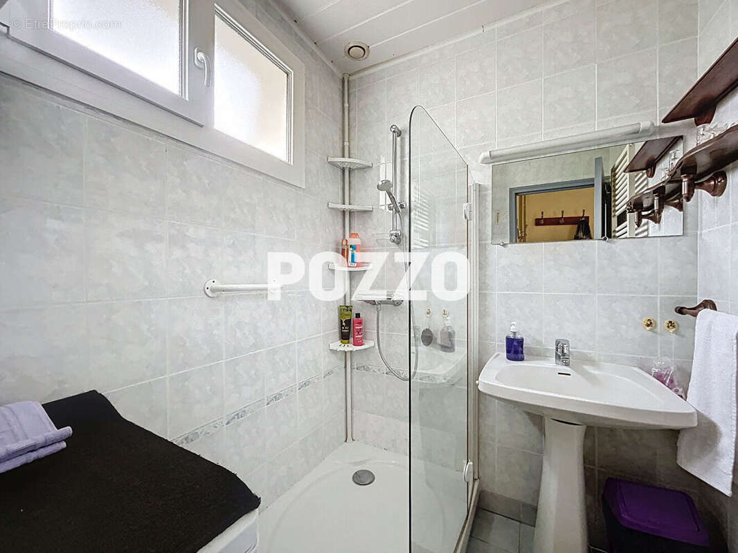 Maison à LES MOITIERS-D&#039;ALLONNE