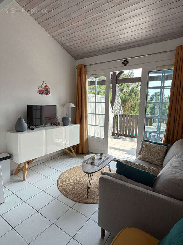 T2 + mezzanine, piscine et vue golf - photo 3