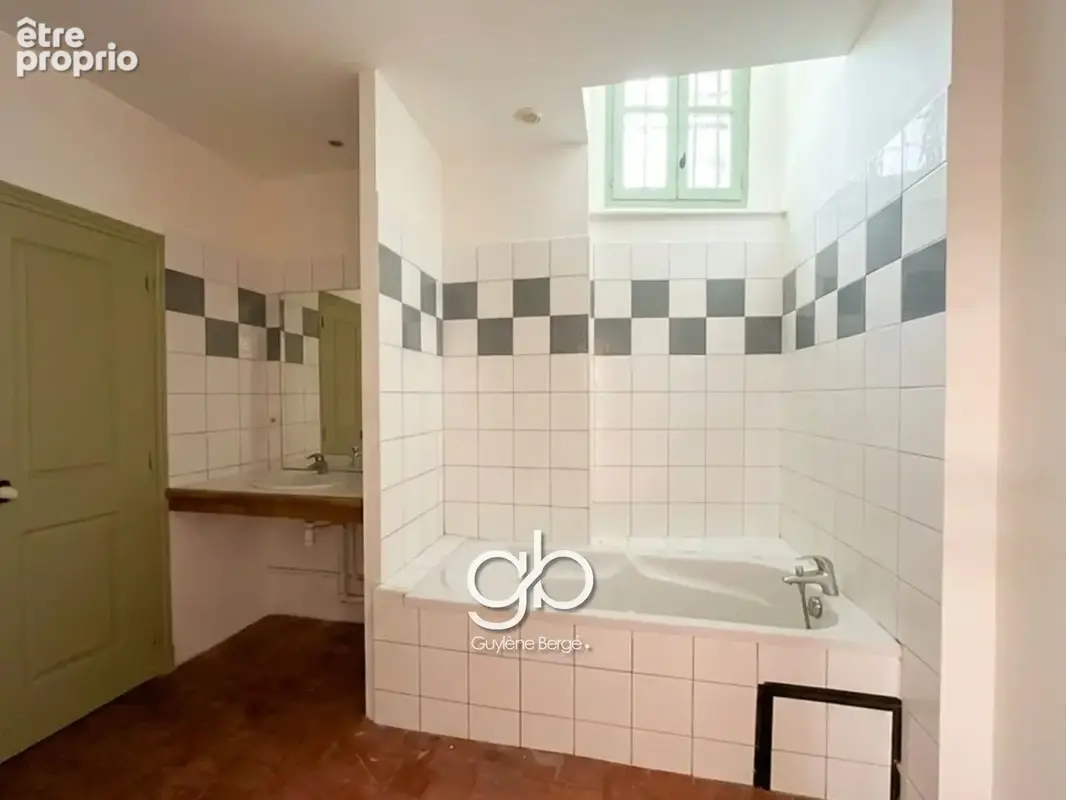 Appartement a vendre beziers - t2 - 76m2 dans un hôtel particulier - photo 4