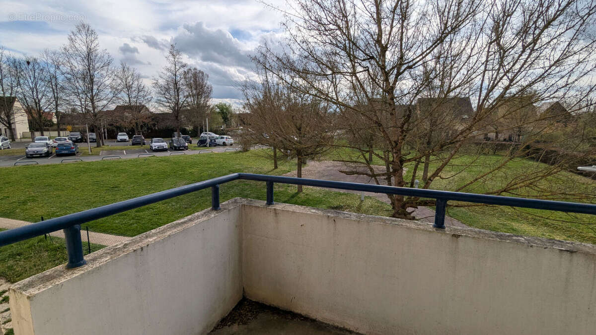 Appartement à VAL-DE-REUIL