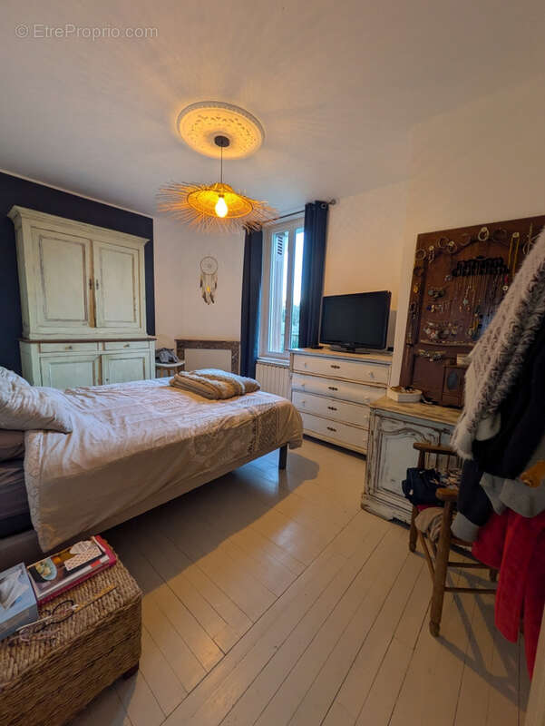 Maison à SAINTES