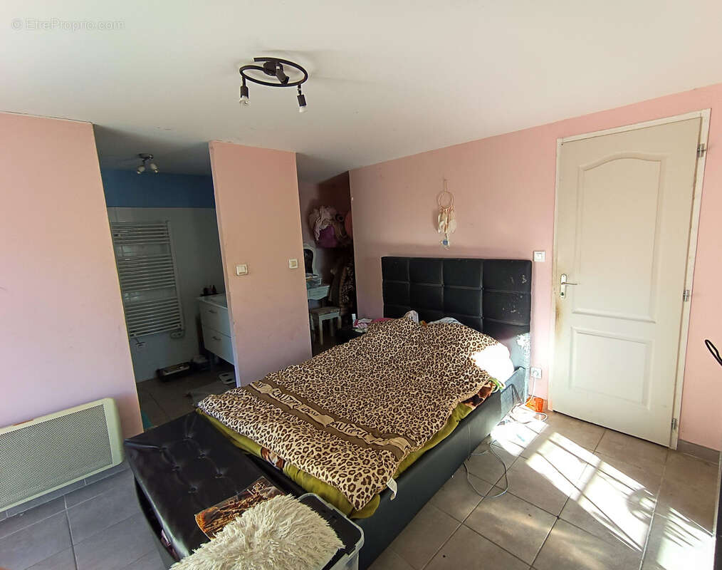 Maison à LABASTIDE-SUR-BESORGUES