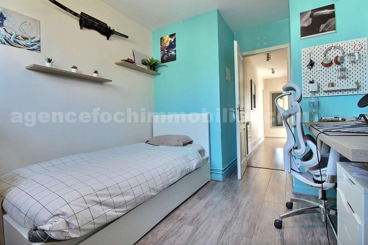 exposio_133842910 - Appartement à SAINT-MAUR-DES-FOSSES