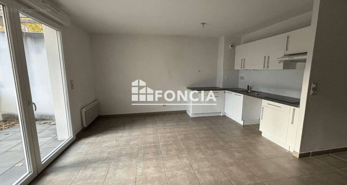 Appartement à LUNEL