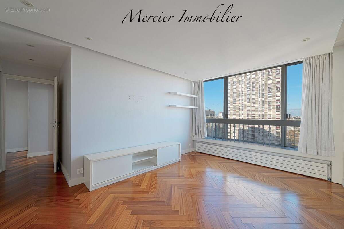 Appartement à PARIS-15E