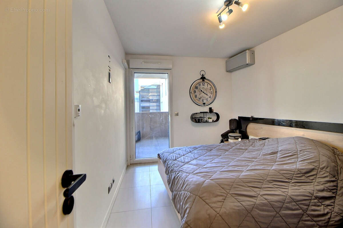 Appartement à LATTES