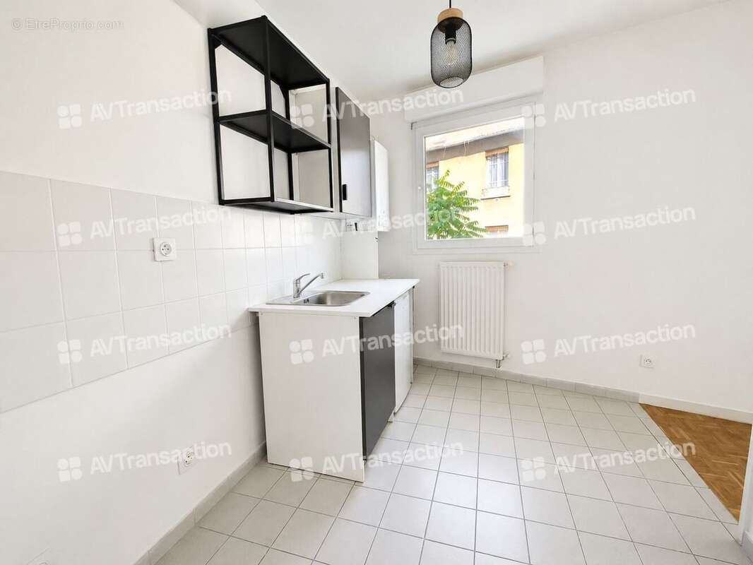 Appartement 56 m² à Villeurbanne  - photo 4