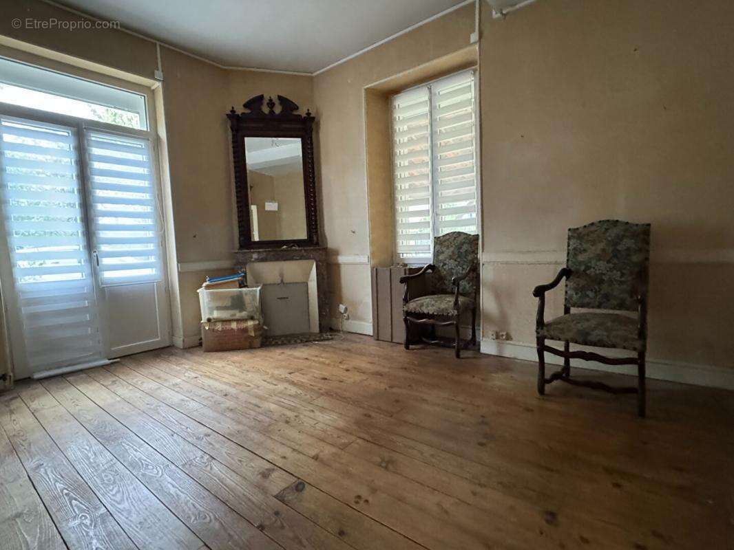 Maison à RAZAC-SUR-L&#039;ISLE