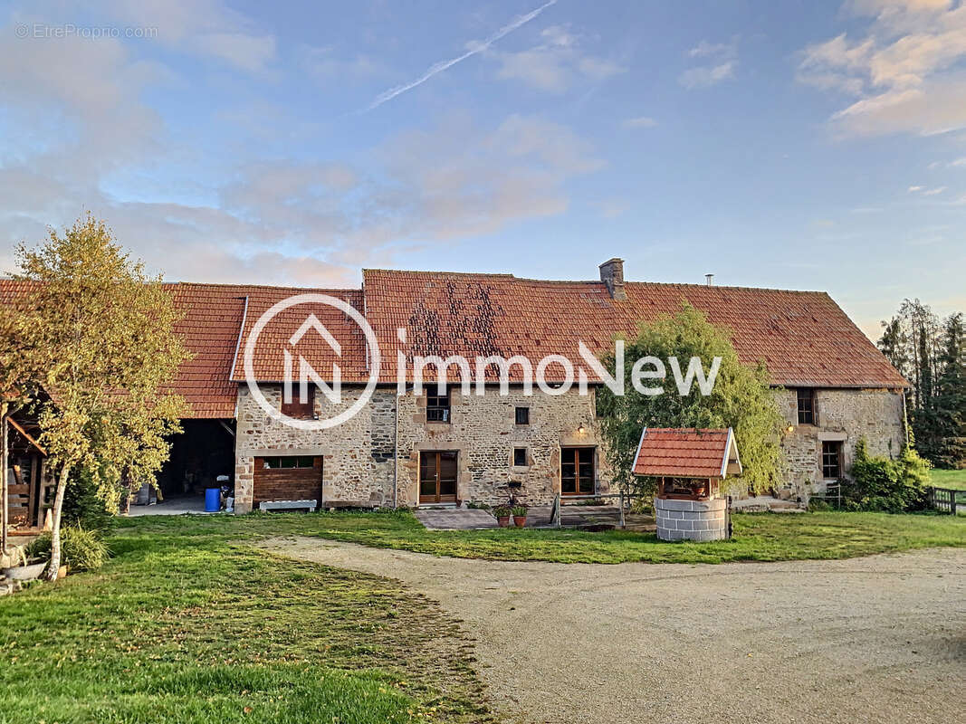 Maison à PRECEY