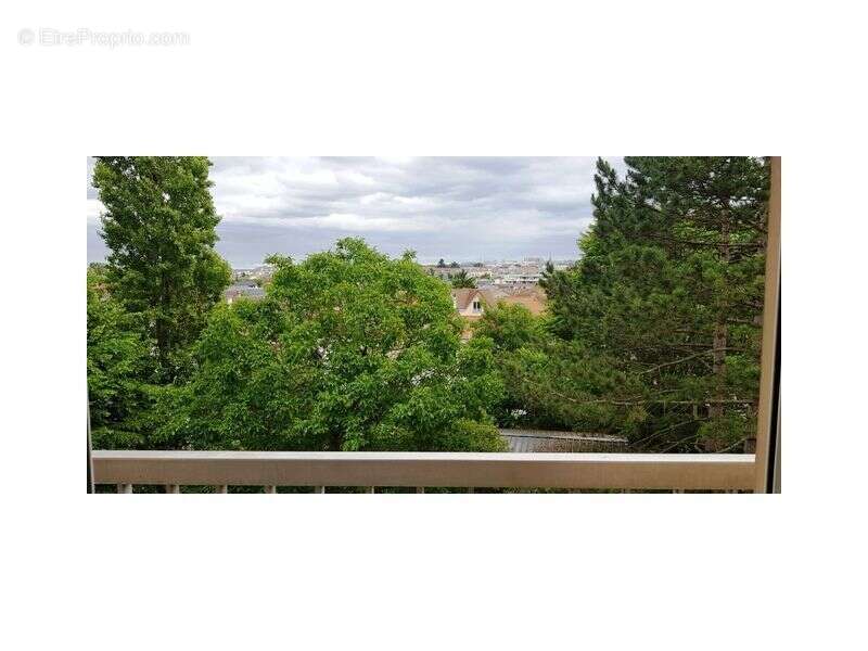 Appartement à LE PERREUX-SUR-MARNE
