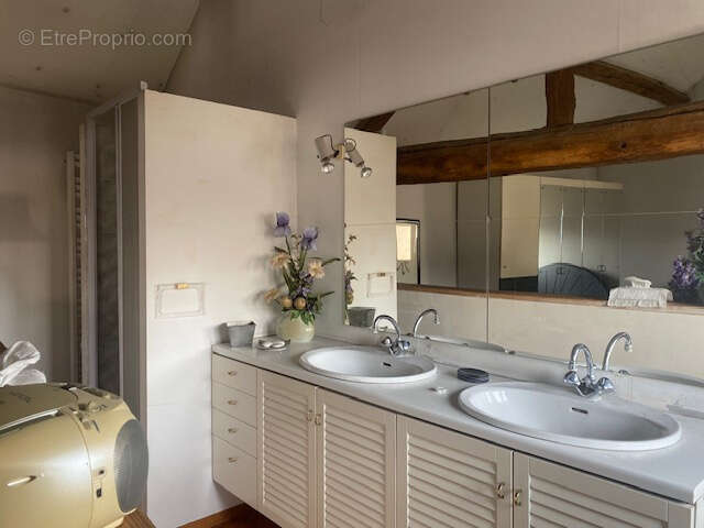 Maison à GENNEVILLIERS