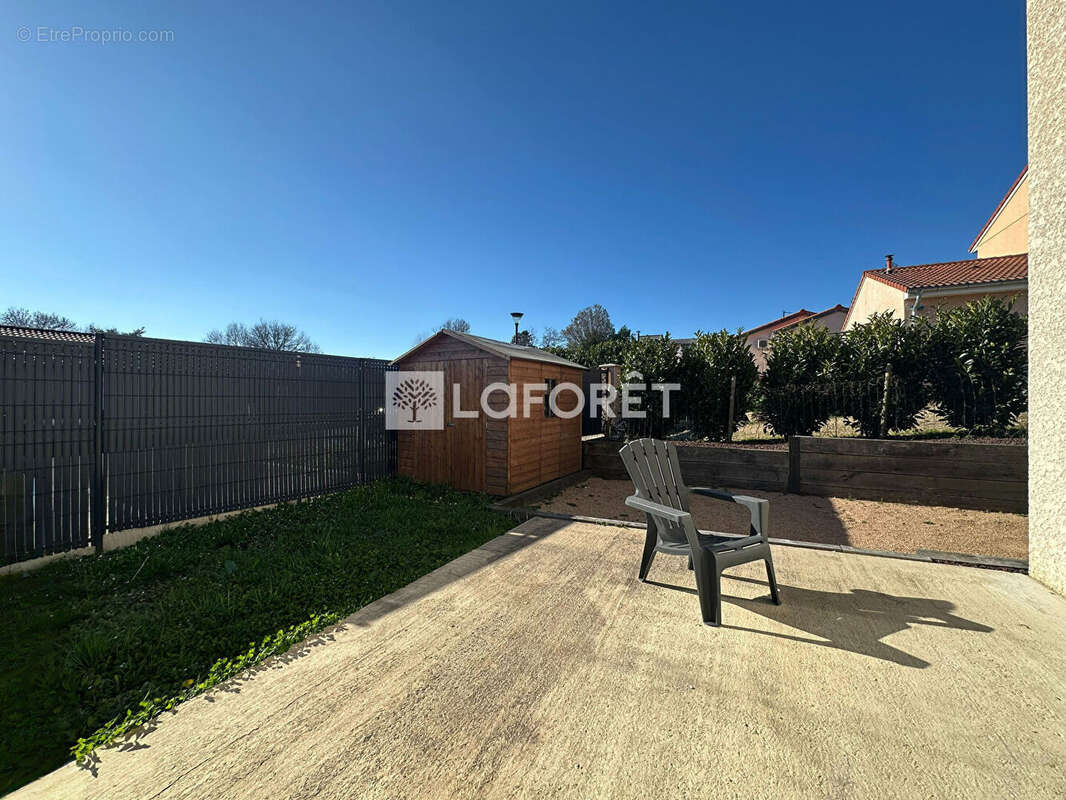 Maison à CHANOZ-CHATENAY