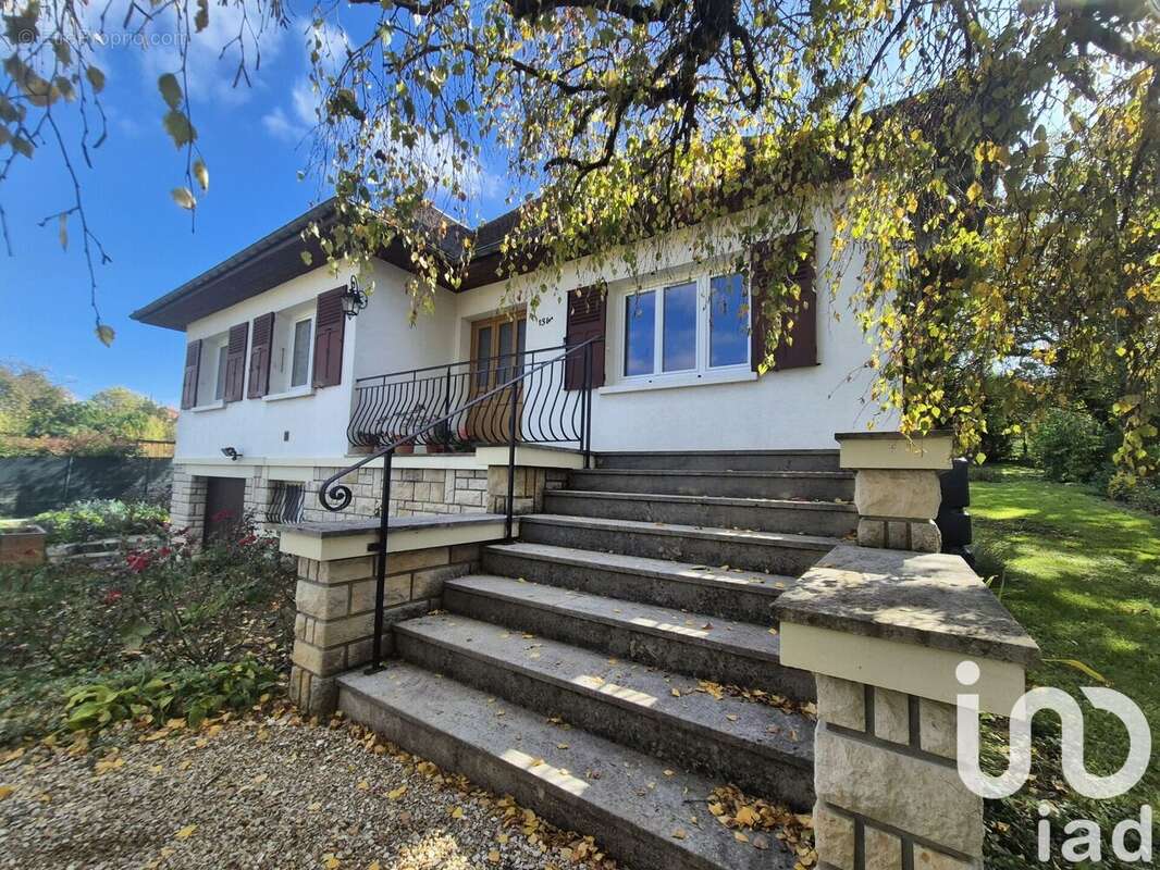 Photo 3 - Maison à PONT-SUR-YONNE