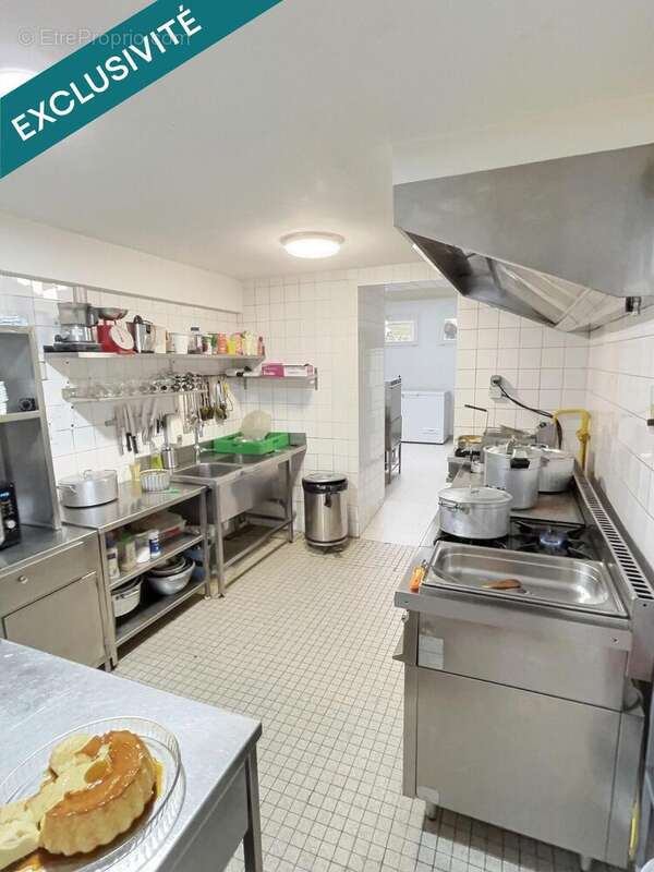 Photo 9 - Commerce à TRIEL-SUR-SEINE