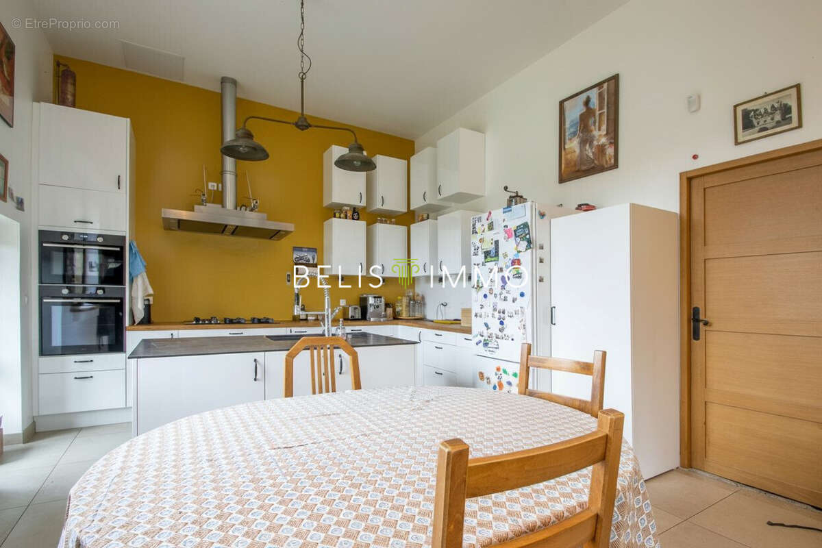 Maison à MONTLOUIS-SUR-LOIRE