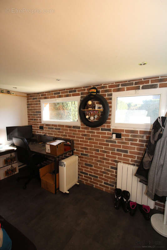 Maison à GONDECOURT