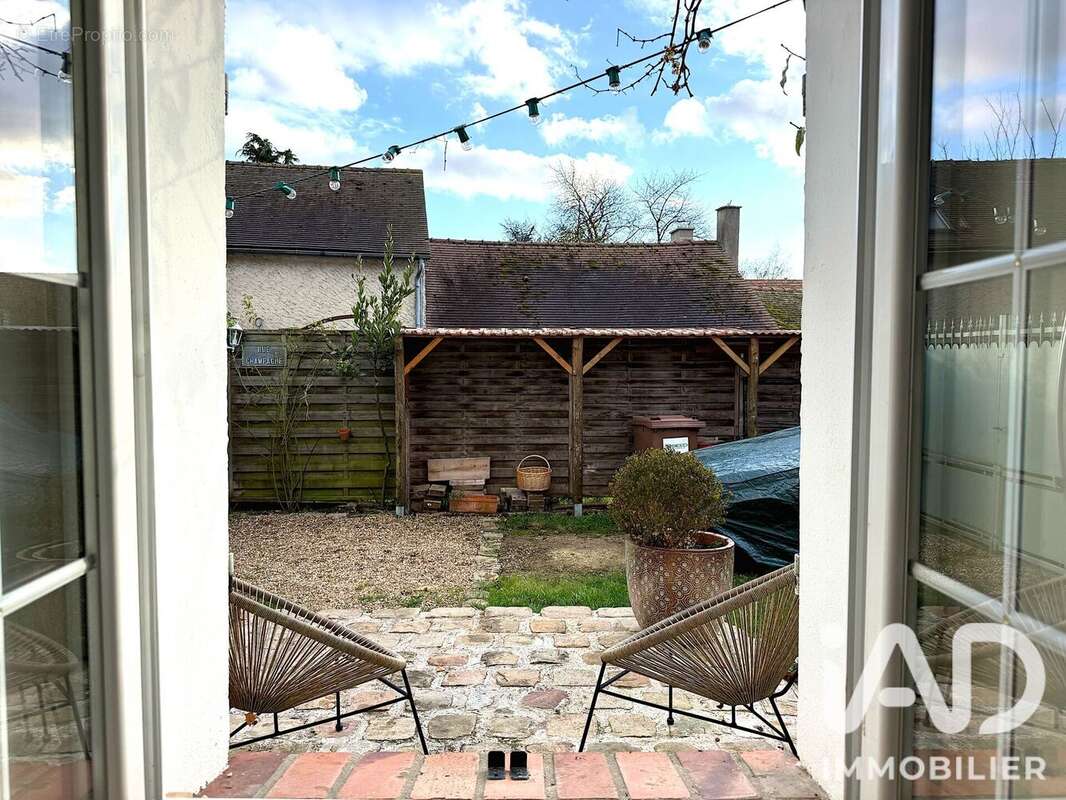 Photo 4 - Maison à HOUDAN