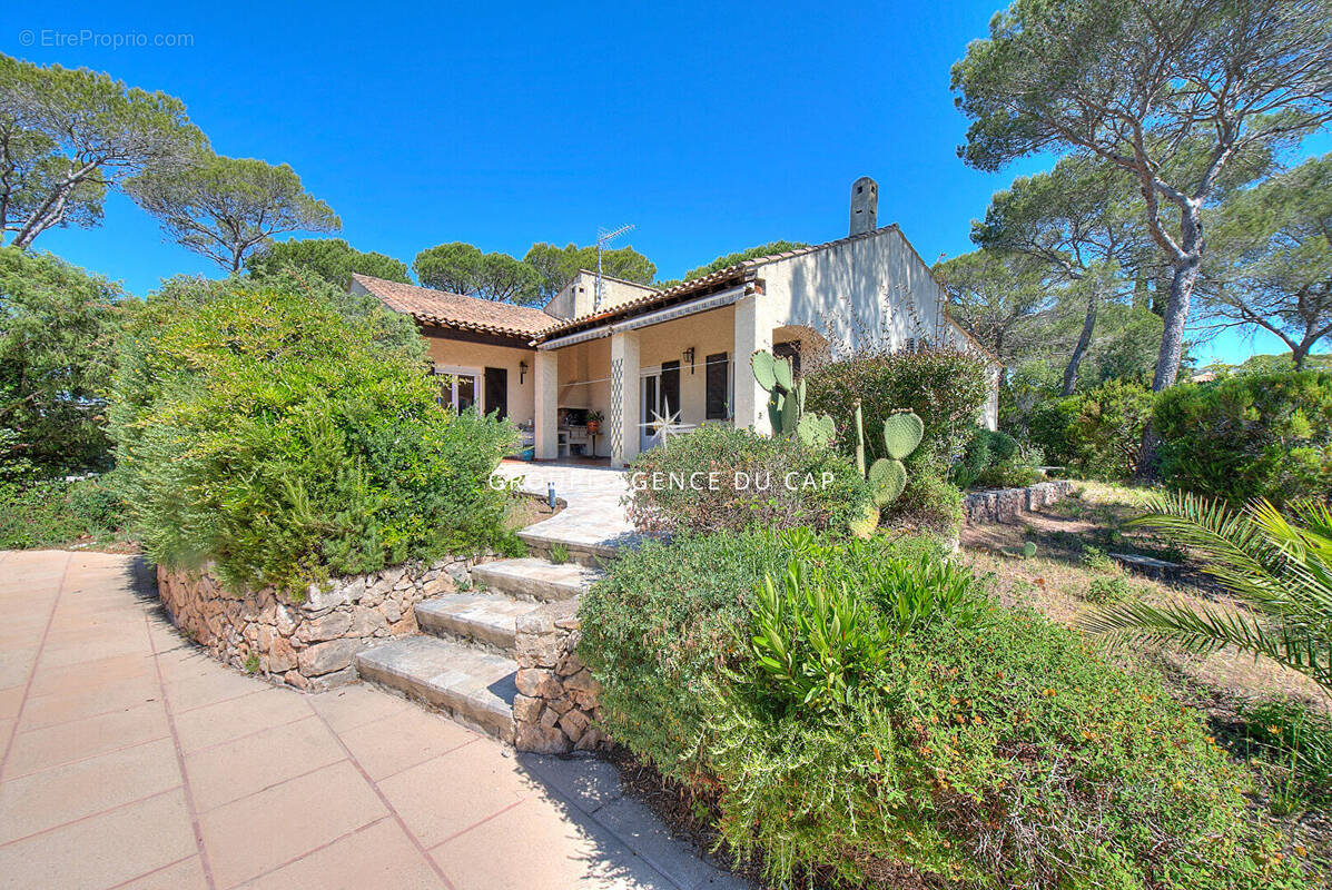 Maison à FREJUS