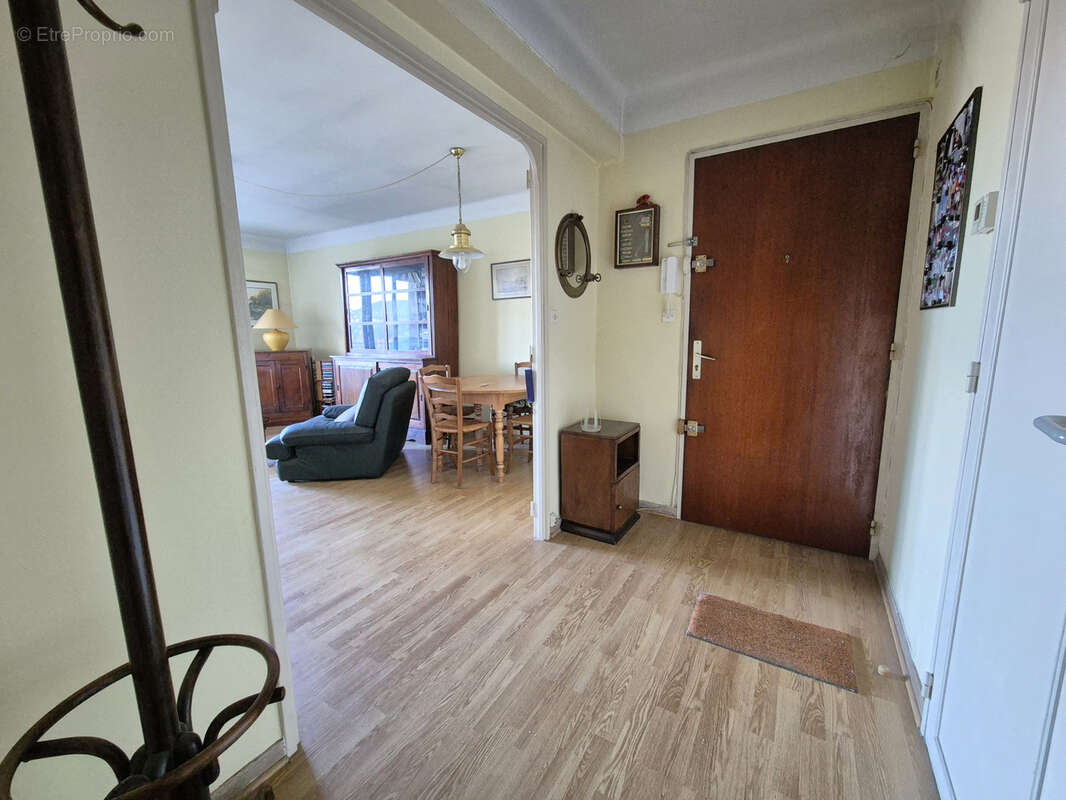 Appartement à HYERES