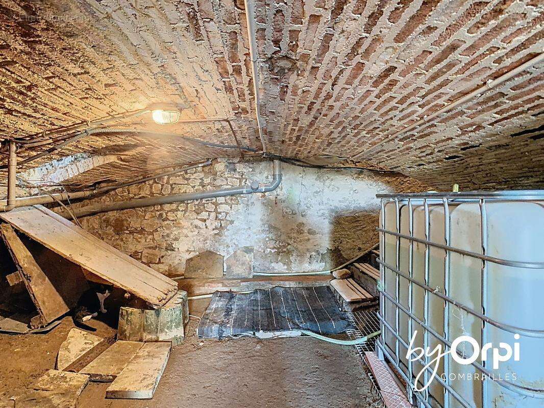 Maison à SAINT-MAURICE-PRES-PIONSAT