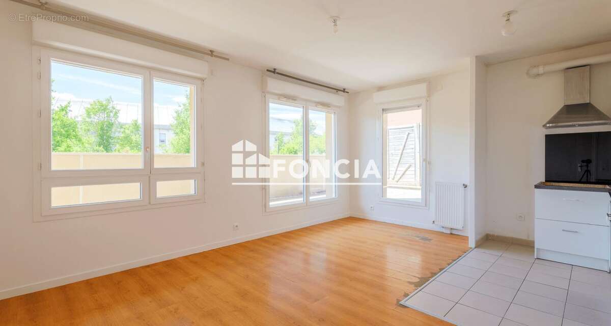 Appartement à CHESSY