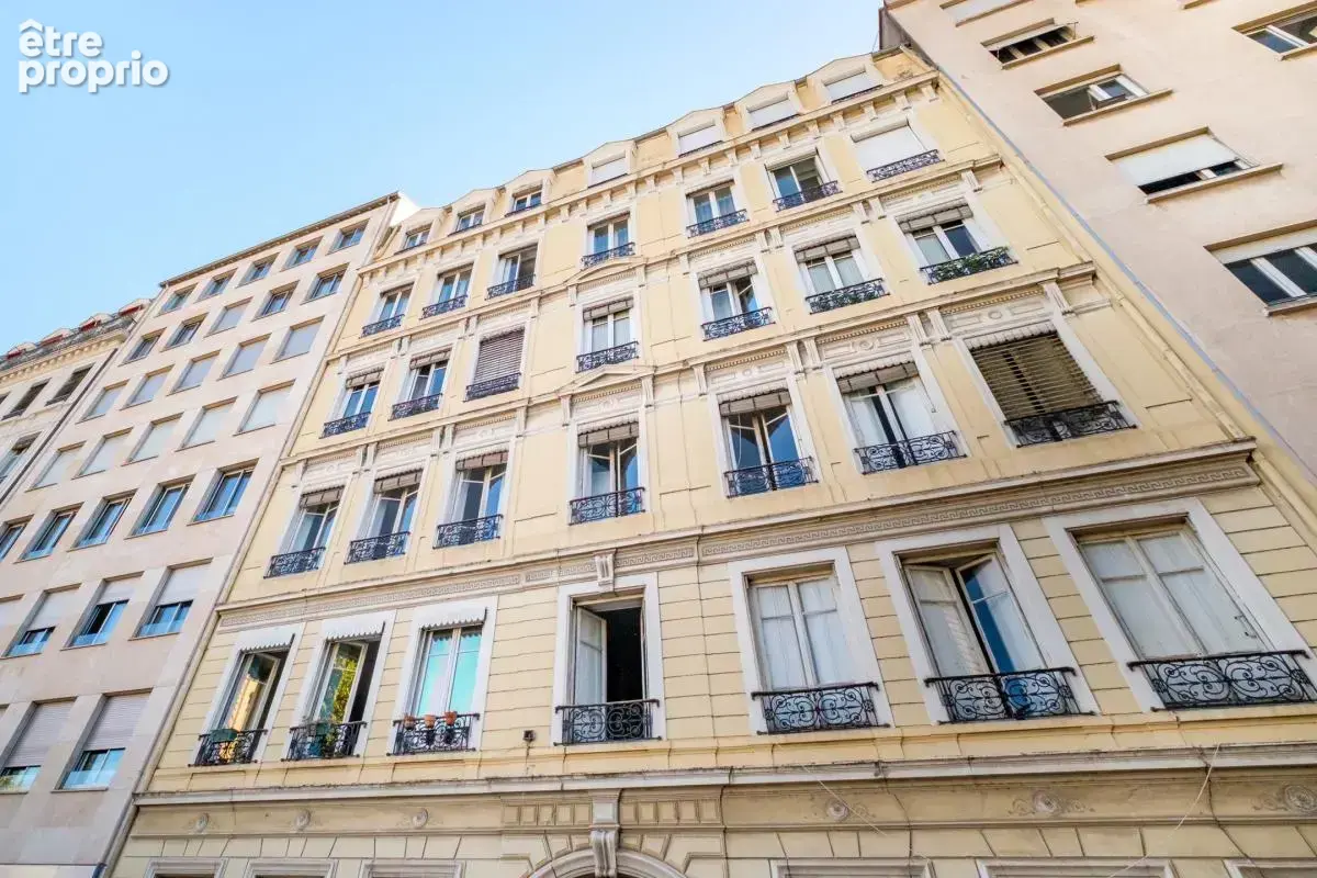Vente appartement élégant du XIX ème siècle vue sur le Rhône - photo 8