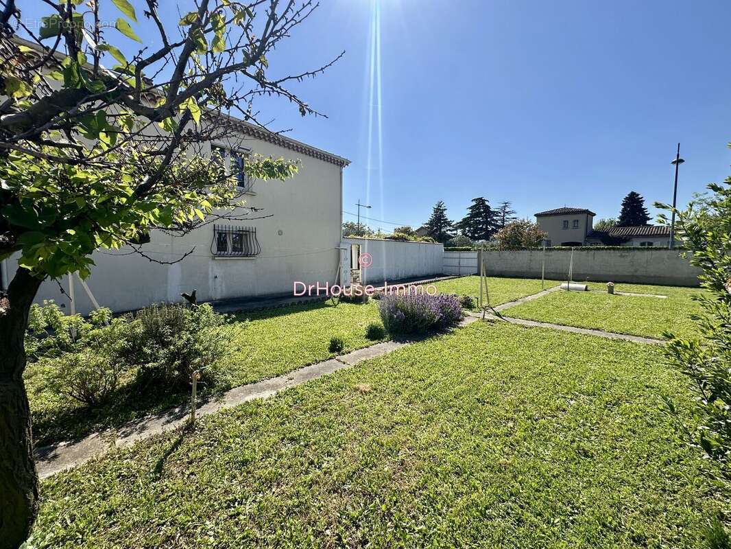 Maison à PORTES-LES-VALENCE
