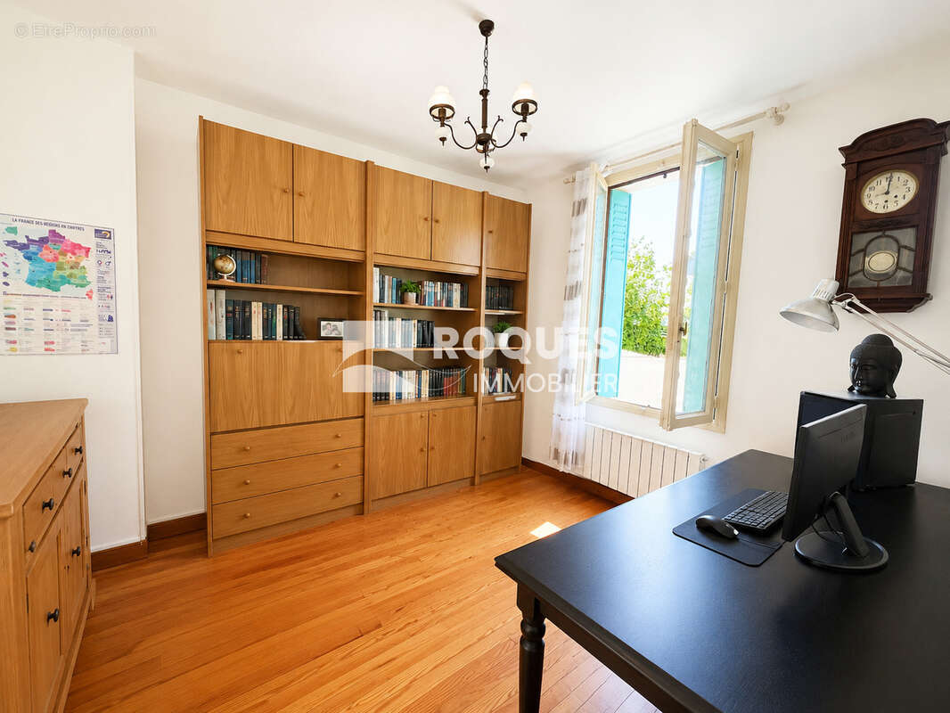 Maison T5 avec garage et jardin sur Millau - photo 3