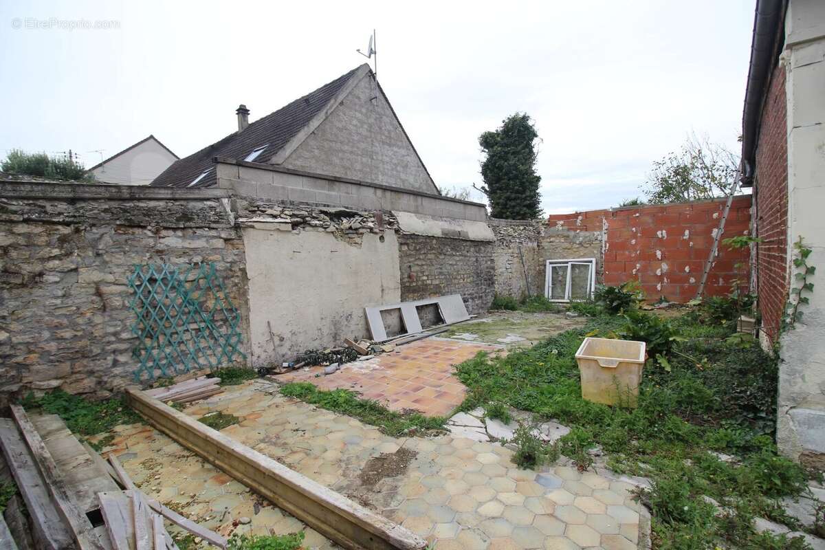 Maison à MOUY
