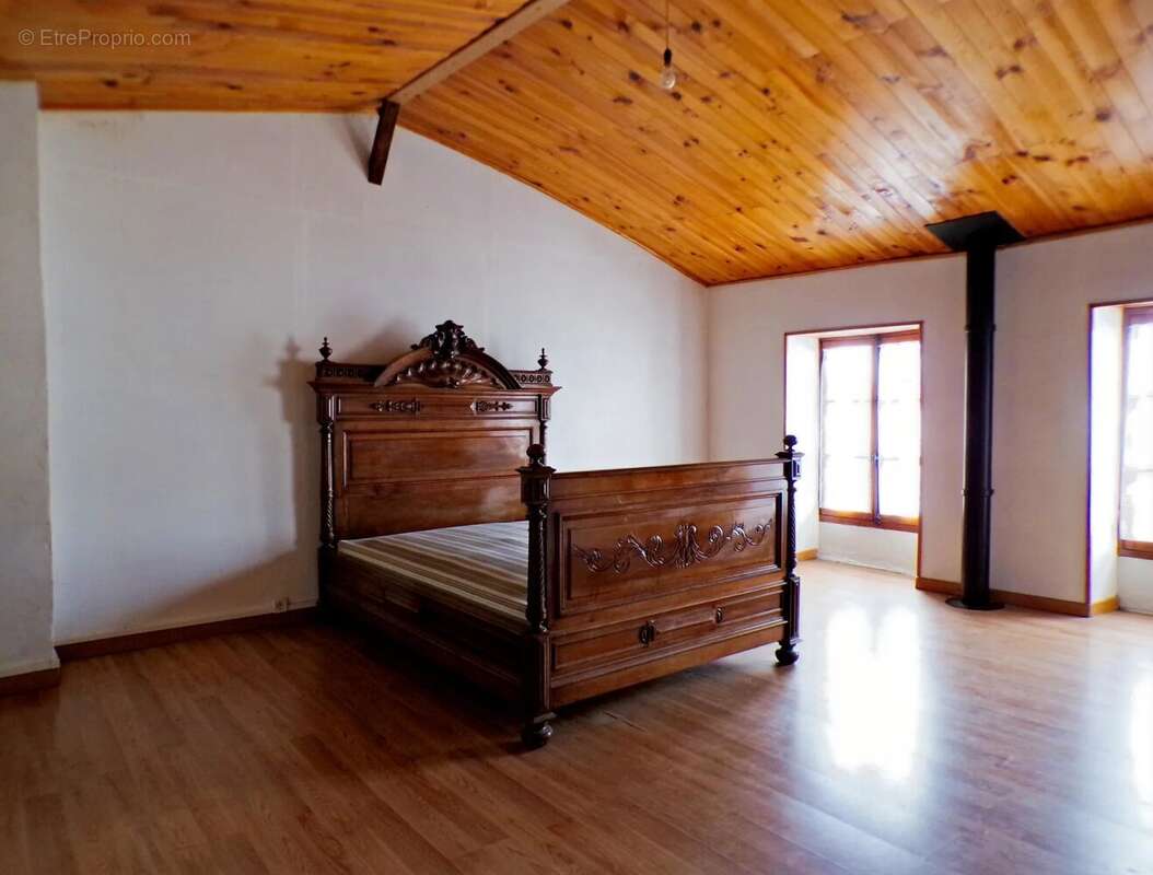 maison de village en pierre - photo 12