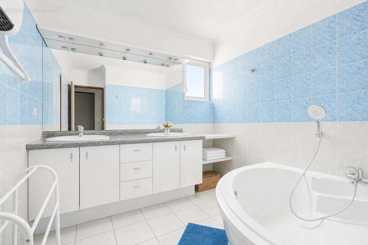 Maison familiale 6 pièces avec dépendance à Saint-Gilles - photo 6