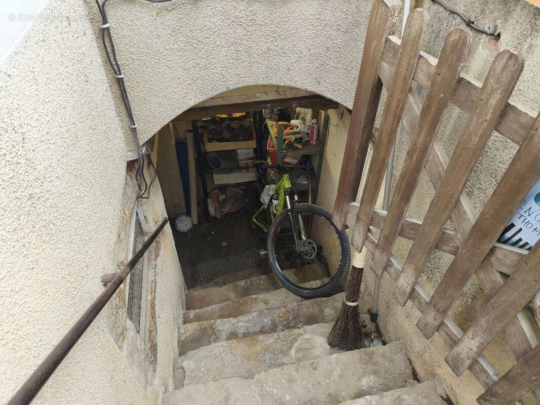Maison à BRETTE-LES-PINS