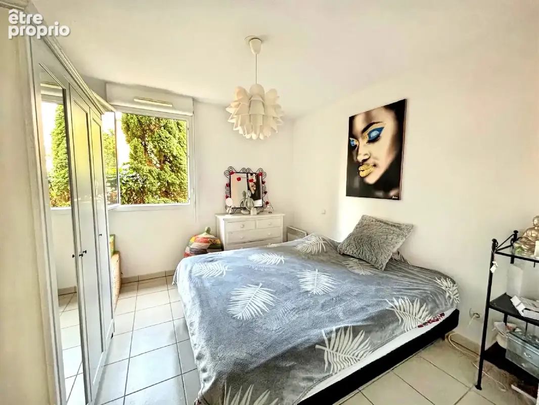 CASTANET - Coup de coeur assuré pour ce magnifique T3 à l'atmosphère cocooning! - photo 6