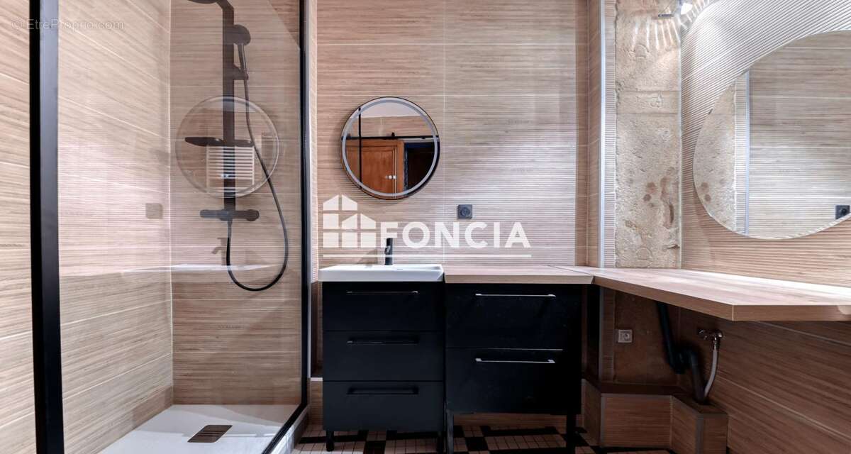 Appartement à LYON-1E