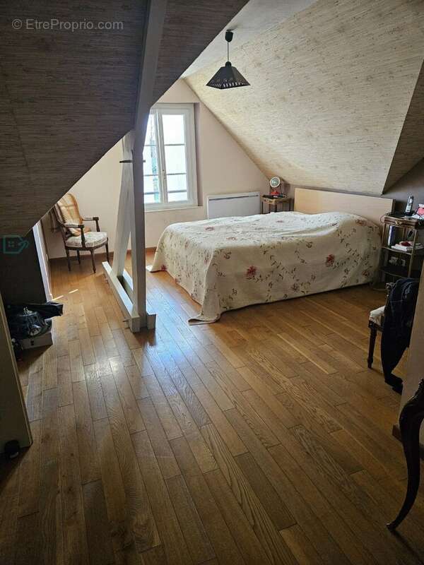 Maison à SAINT-MARTIN-EN-BIERE