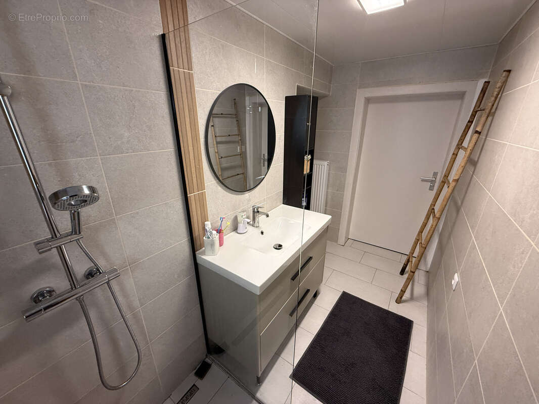 Maison 6 pieces de 121 m2 avec 4 chambres - photo 9