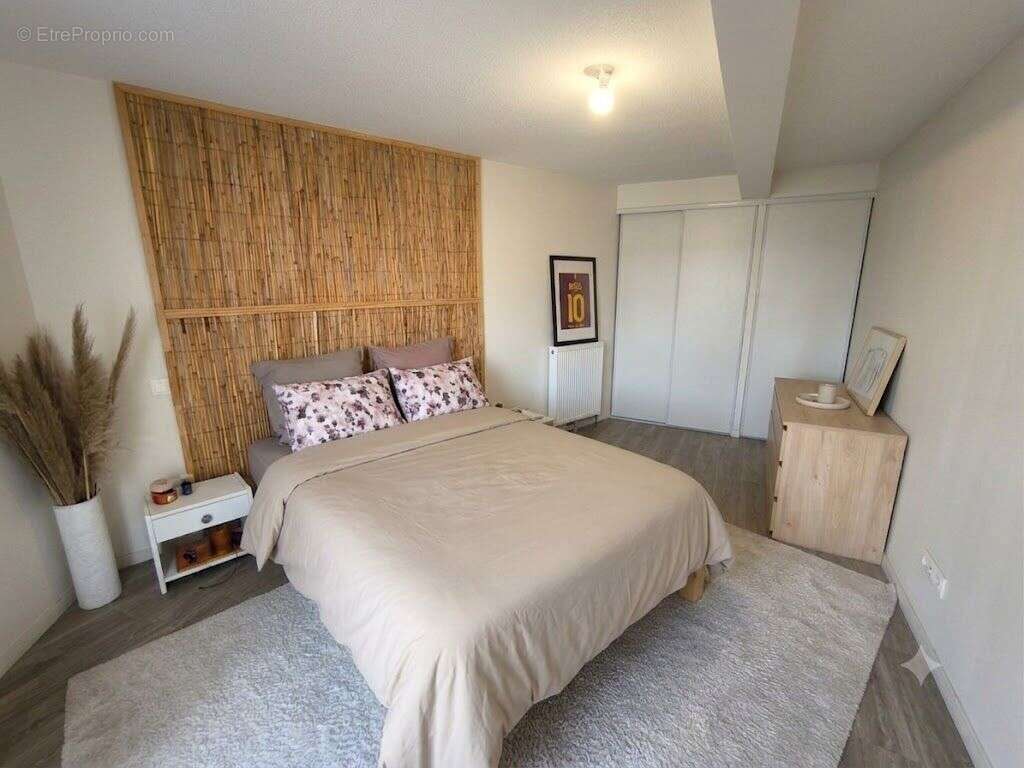 Appartement à BILLERE