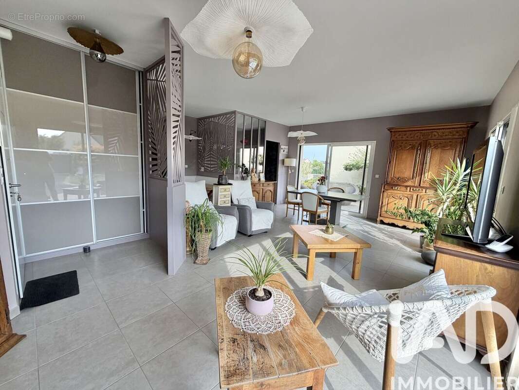 Maison 135 m² à Lithaire  - photo 3