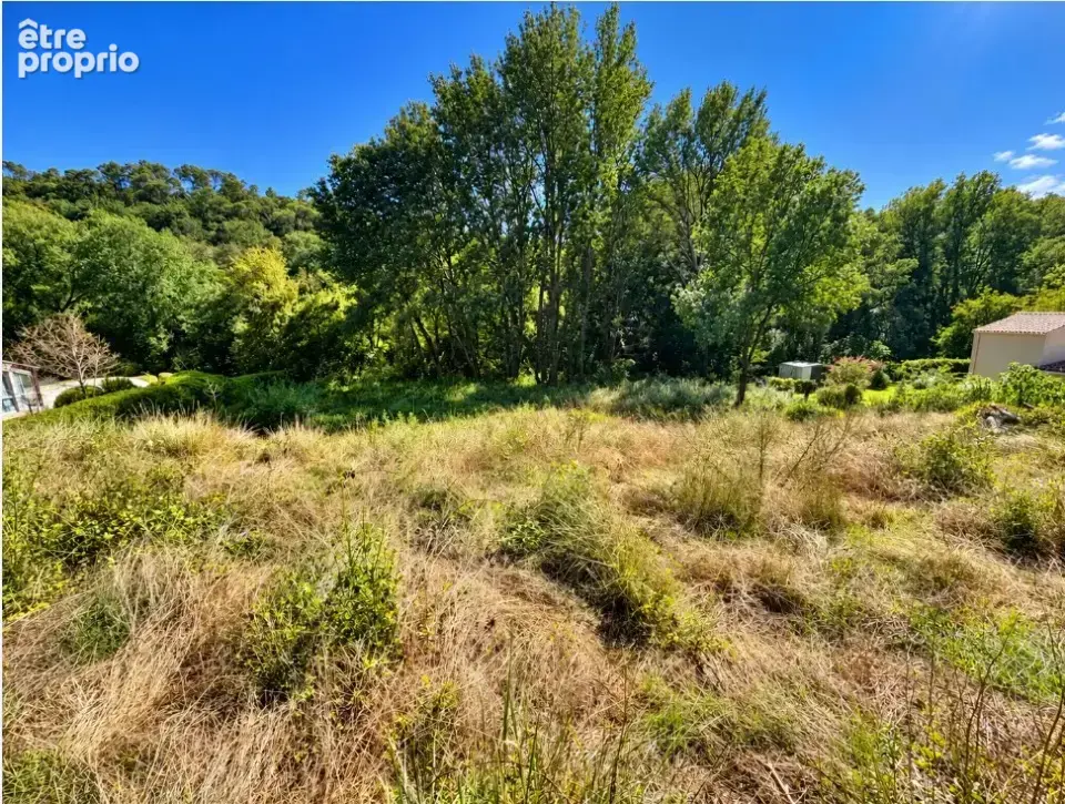 Terrain 600 m² à vendre à Carces (83570) - photo 2