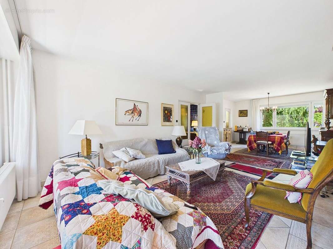 4p 94m² Avec Balcon Ouest et garage - photo 4