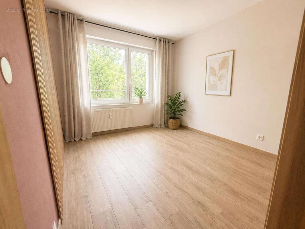 Appartement 80 m² à Mulhouse  - photo 5