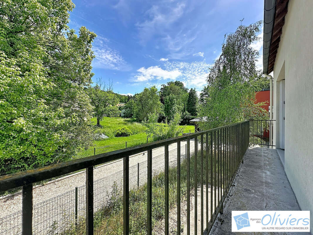 Appartement à SAINT-REMY-LES-CHEVREUSE