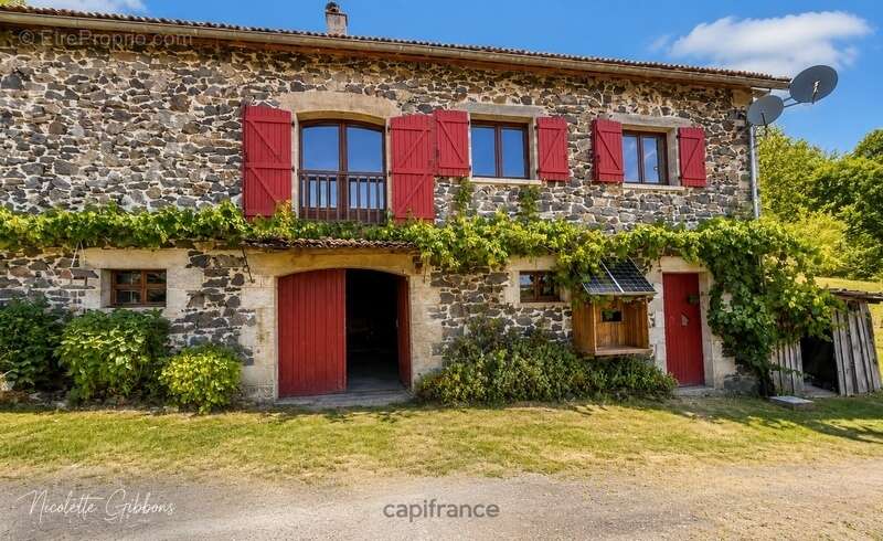 Domaine avec Trois Gîtes, Deux Sources Naturelles, Deux Piscines et 6 Hectares aux Portes de Beaulieu-sur-Dordogne - photo 7