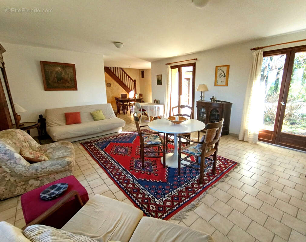 Maison à VILLENEUVE-DE-BERG