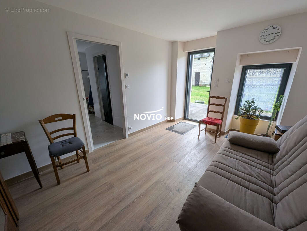 Maison 4 pièces 100 m² à vendre à Saint-Genest-D'ambiere (86140) - photo 6