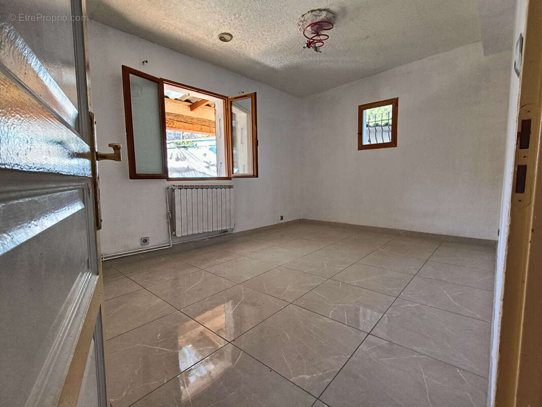 Maison à MARSEILLE-9E